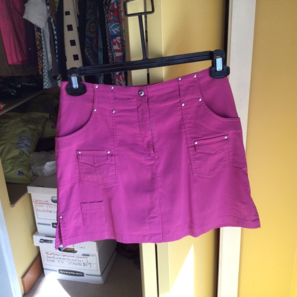 2 pieces! Bette & Court sleeveless golf/pickleball top(s) & Jamie Sadock Skort - Picture 4 of 4